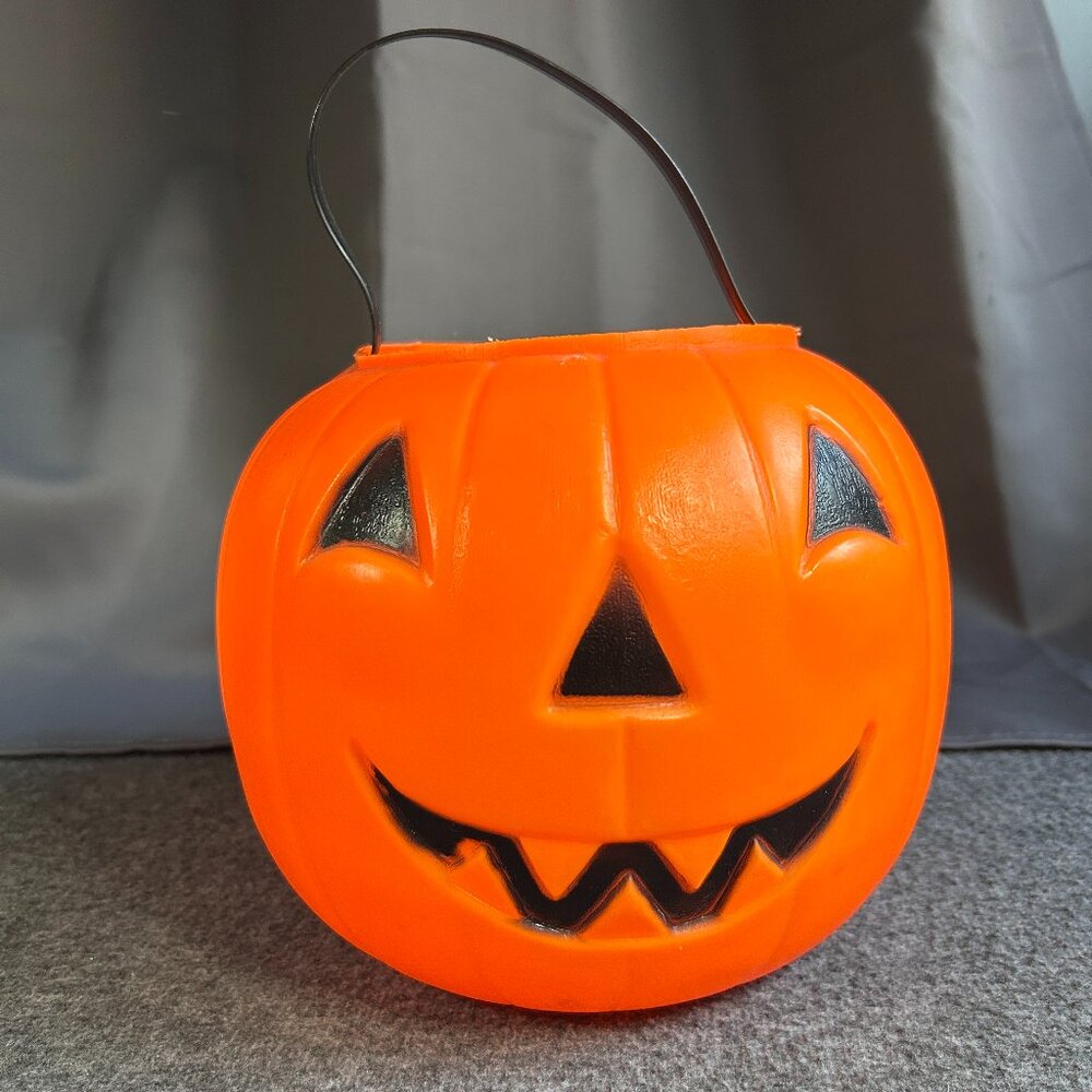Empire Halloween Blow Mold VTG 80s Pumpkin Candy Bucket Jack O Lantern